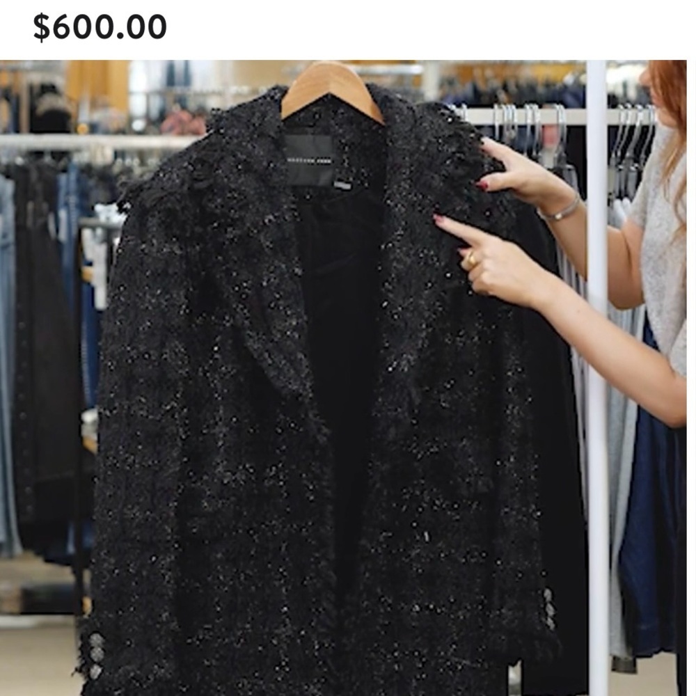 Elegant Black Women's Coat - Picture 3 of 9